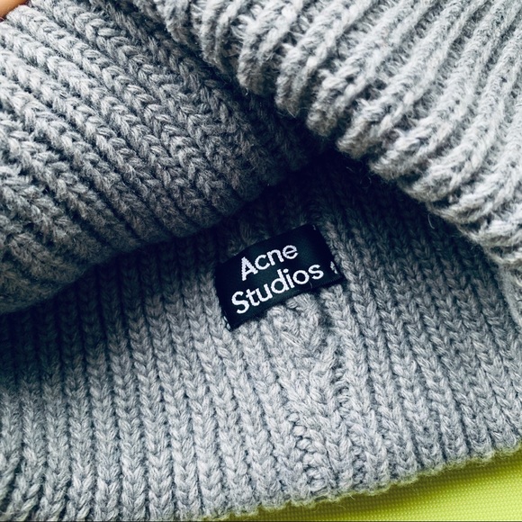 New Acne Studios Grey Beanie - Picture 3 of 4